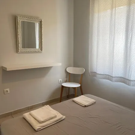 Apartment Peroulia Kompoi